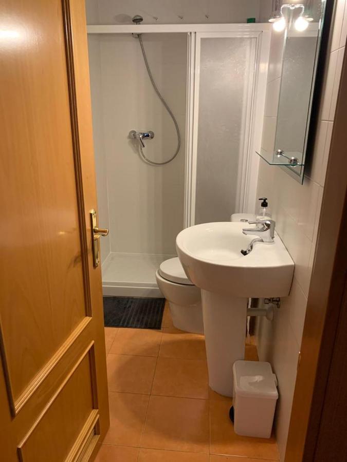 אוביידו Apartamento Mota-2 Huca-Los Prados; Parking Y Wifi Gratis מראה חיצוני תמונה