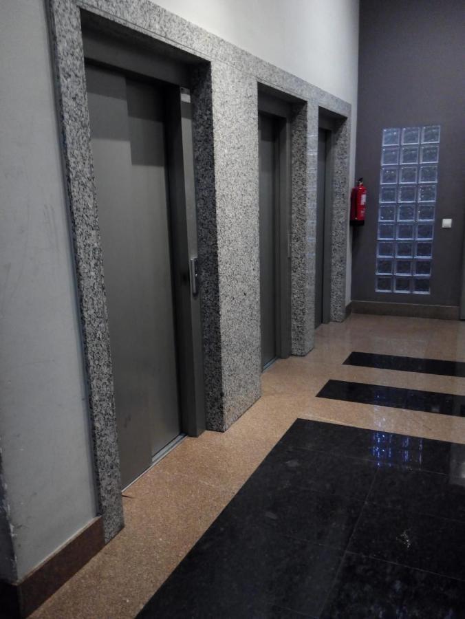 אוביידו Apartamento Mota-2 Huca-Los Prados; Parking Y Wifi Gratis מראה חיצוני תמונה